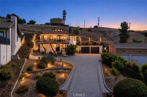 Photo of 29684 Yellow Gold DR, Canyon Lake, CA 92587 (MLS # SR26156332)