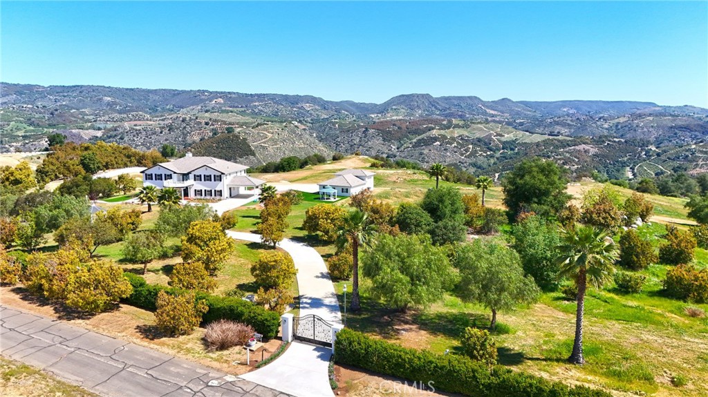 22252 Monte Rancho Drive