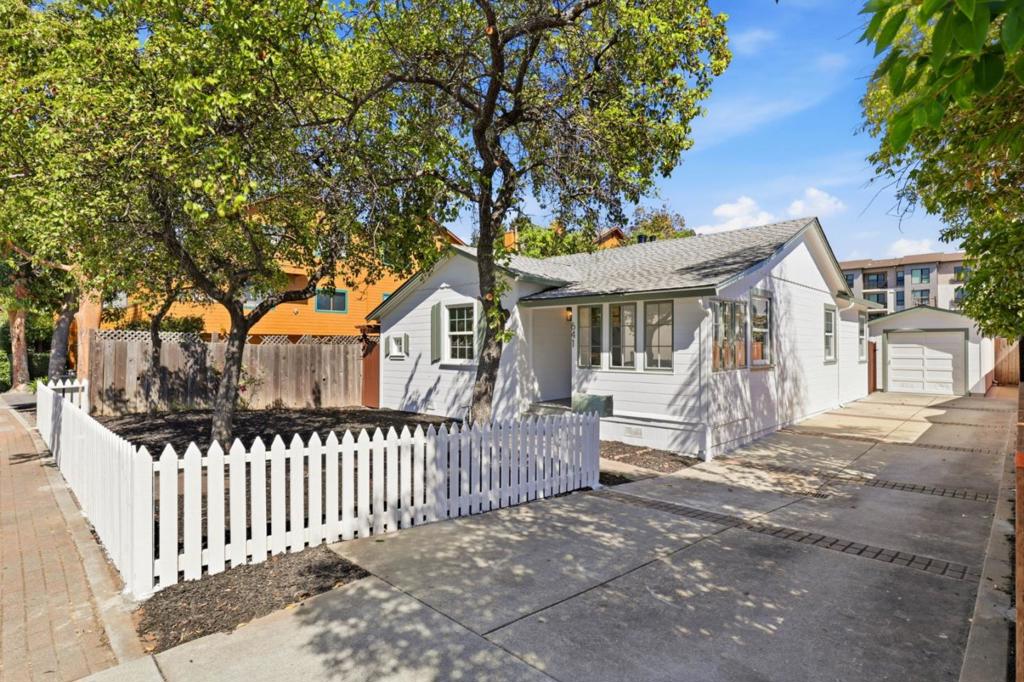 641 Waltermire Street