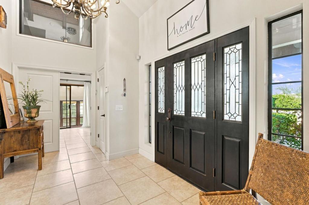 881 Sunkist Court