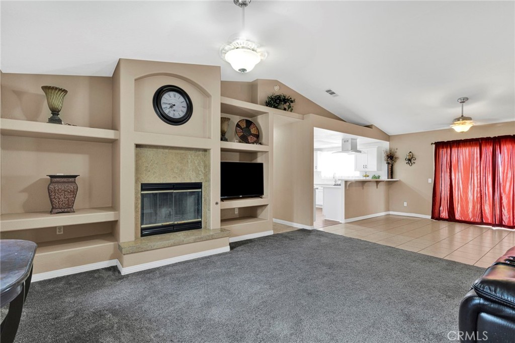 15184 Walnut