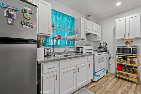 Tiny photo for 13260 Raven ST, Sylmar, CA 91342 (MLS # SR26153882)
