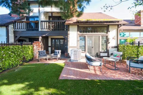 950 S Rim Crest Anaheim Hills CA 92807