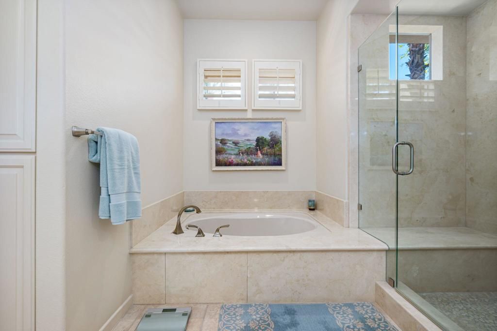 listing image 130722170086765663699