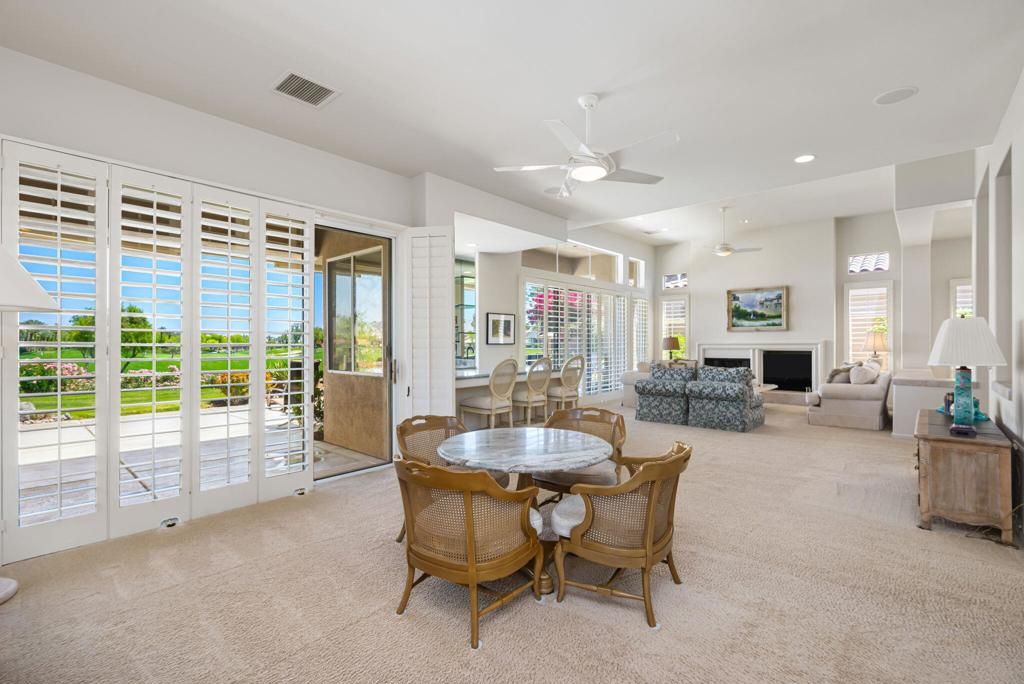 listing image 130723577261676465493