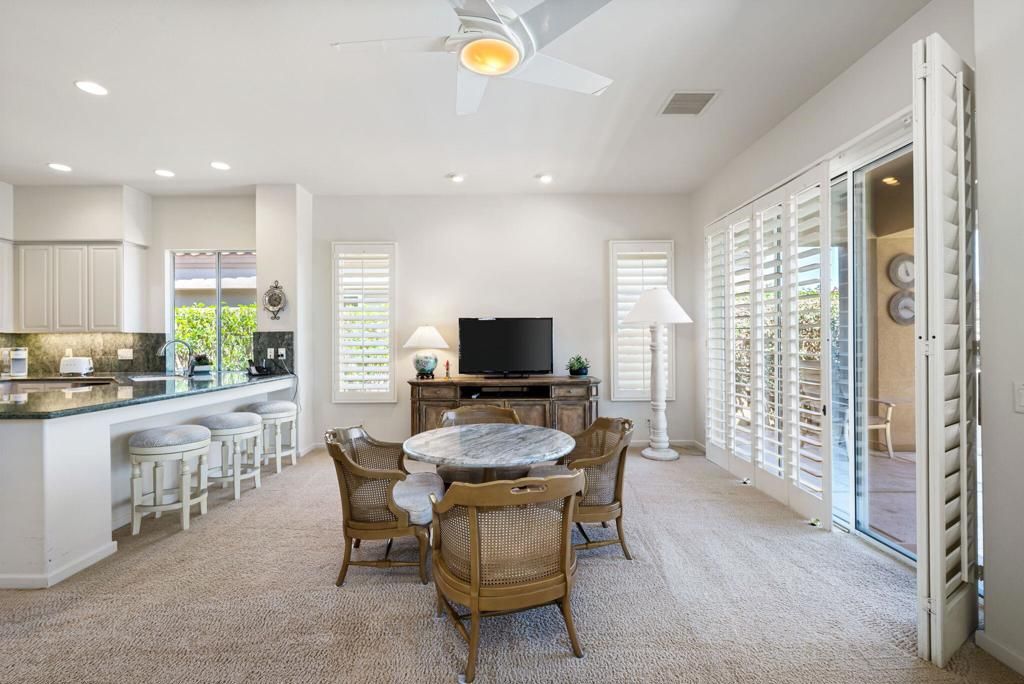 listing image 130724450344572942432