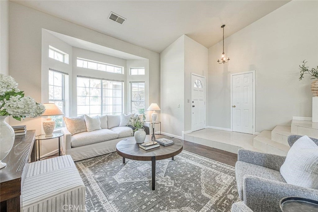 1170 N Homsy