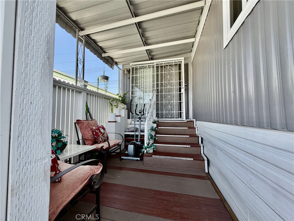 630 S Maple Avenue 18