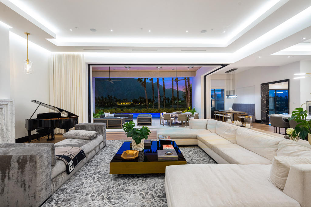 The Hideaway - Residential