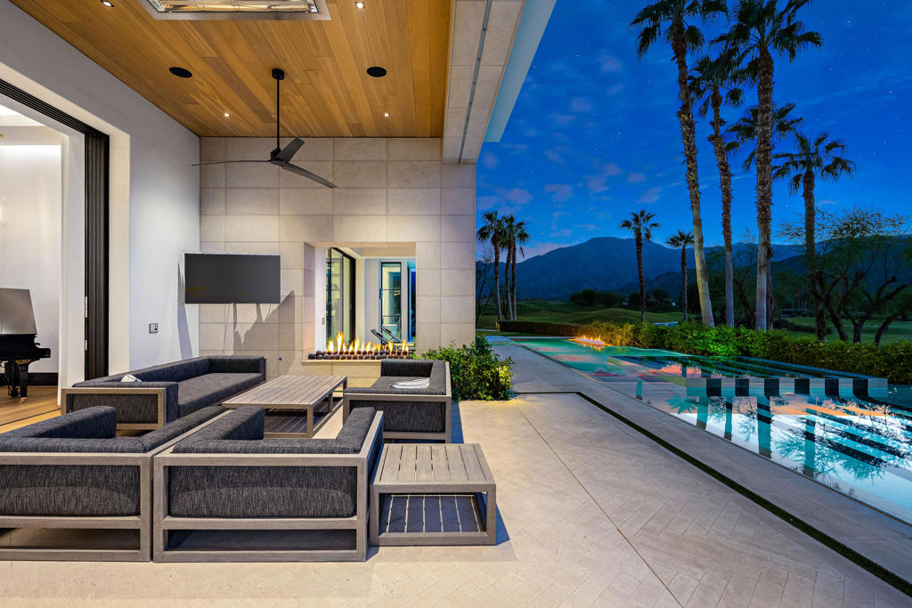 The Hideaway - Residential