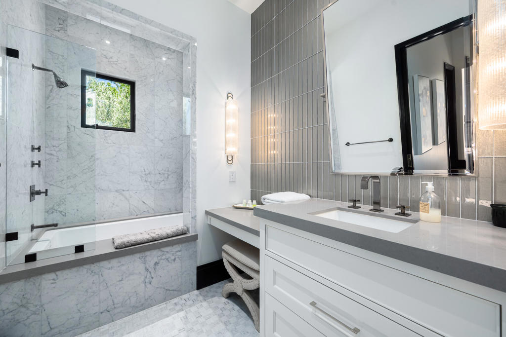 The Hideaway - Residential