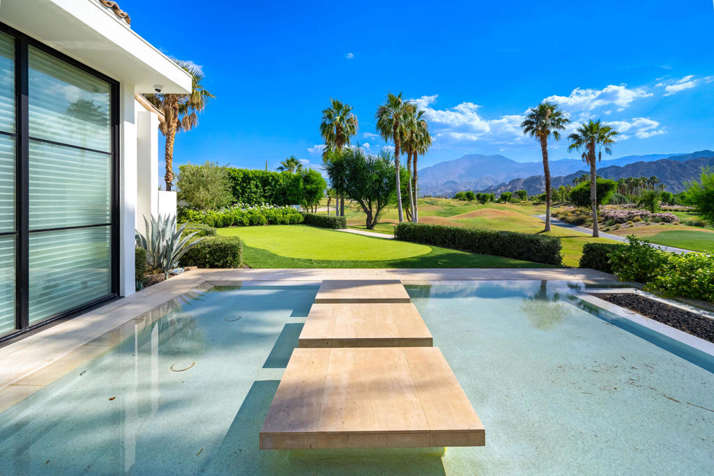 The Hideaway - Residential