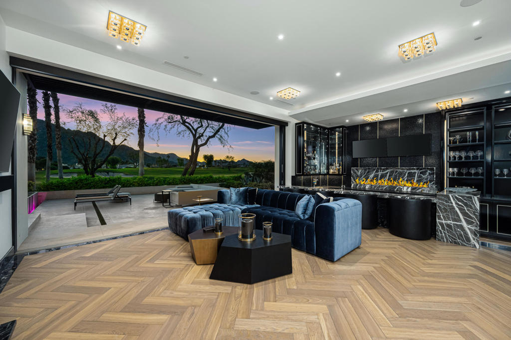 The Hideaway - Residential