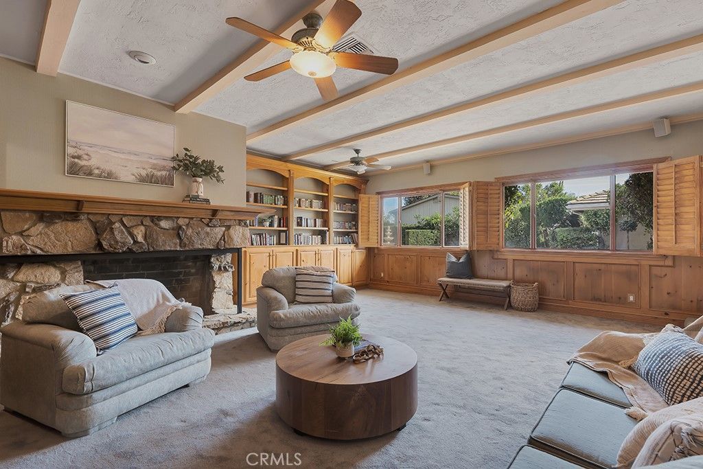 Photo of 10132 Hadley Ave, Northridge, CA 91324 (MLS # SR26046981)