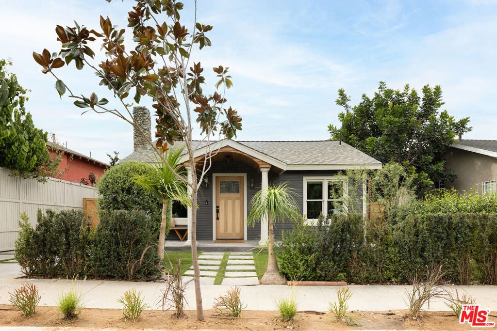 3342 W 27th Street, Los Angeles CA 90018