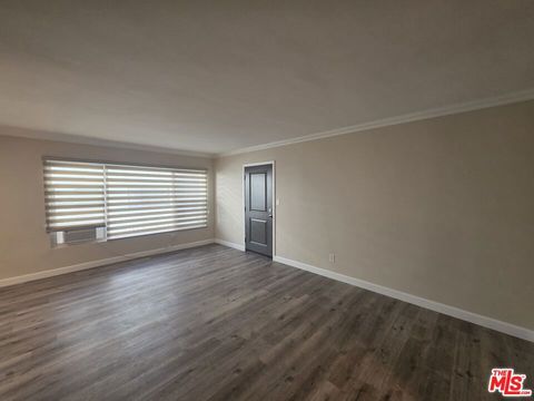 Photo of 7972 Norton Avenue #3, West Hollywood, CA 90046 (MLS # 26641245)