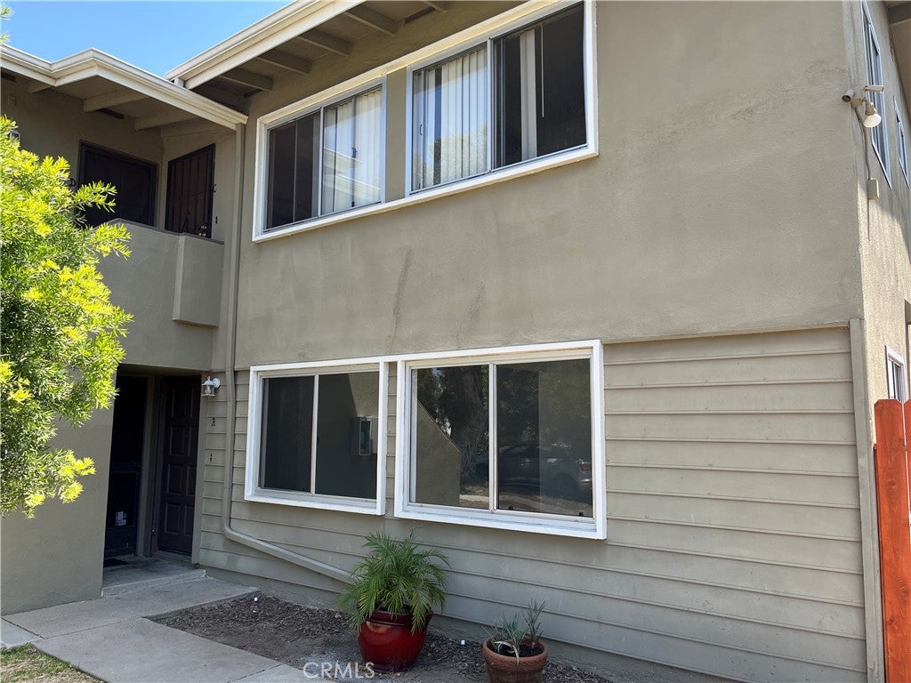 2956 Peppertree
