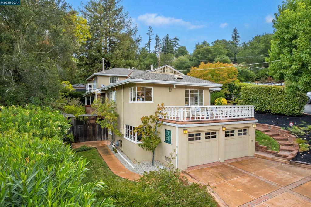 59 Hacienda Cir