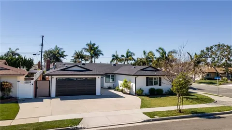 16281 Golden Gate Lane, Huntington Beach, CA 92649 - MLS#: NP26065980