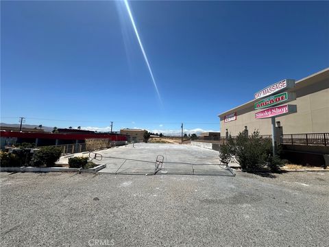 Photo of 17153 Bear Valley Rd, Hesperia, CA 92345 (MLS # HD26117770)