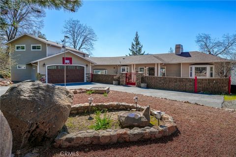 9183 Fox Cobb CA 95426