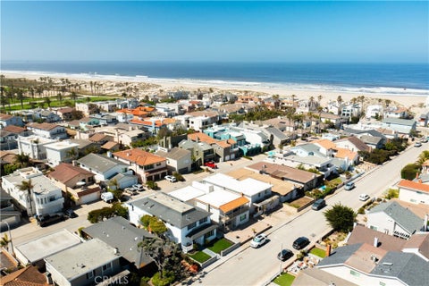 Tiny photo for 4920 Island View St St, Oxnard, CA 93035 (MLS # SR26144864)