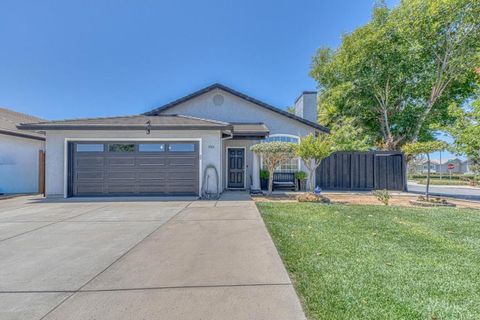 Photo of 1066 Eagle Drive, Salinas, CA 93905 (MLS # ML82048194)
