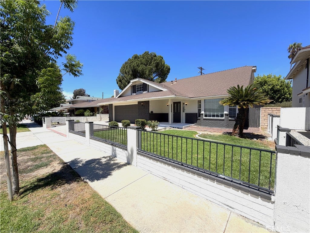 19631 Four Oaks Street