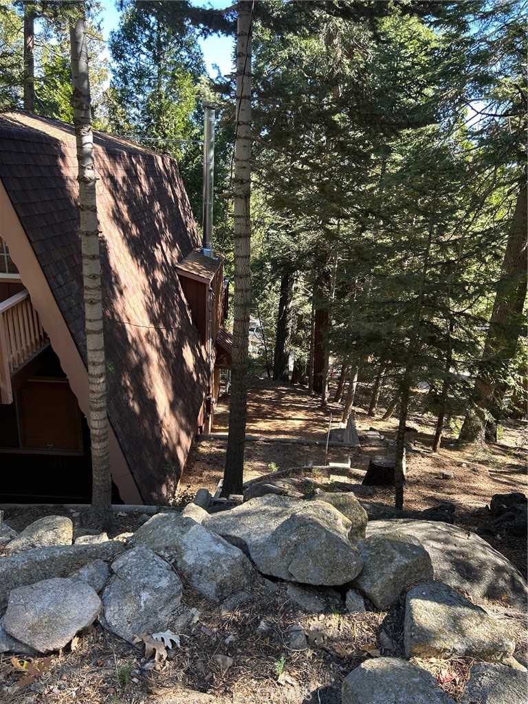 Properties 2 453 Oriole Drive