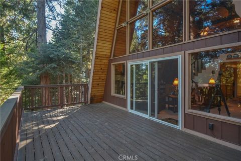 Photo of 453 Oriole Drive, Twin Peaks, CA 92391 (MLS # IG25255869)