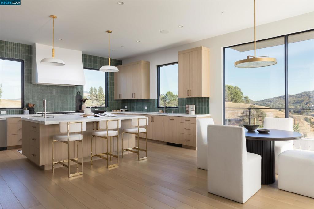 BURTON VALLEY - Residential