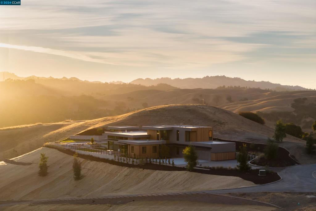 BURTON VALLEY - Residential