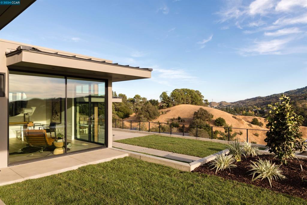 BURTON VALLEY - Residential