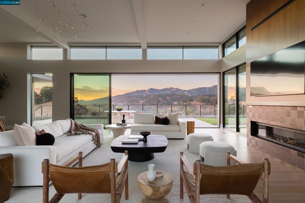 BURTON VALLEY - Residential