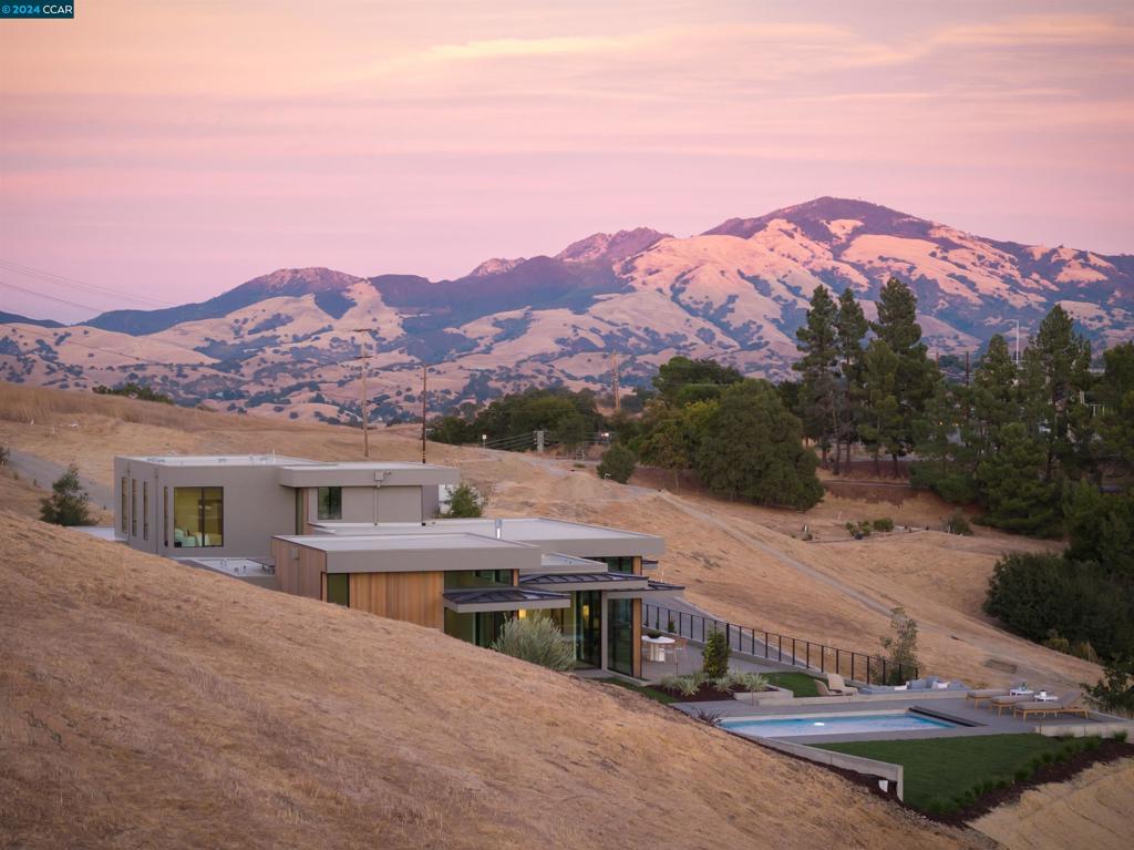 BURTON VALLEY - Residential