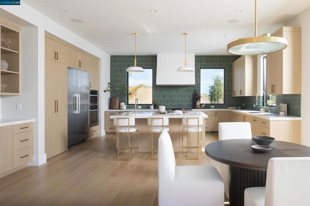 BURTON VALLEY - Residential