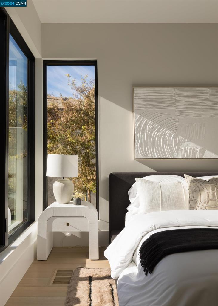 BURTON VALLEY - Residential