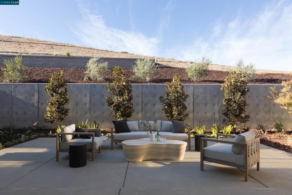 BURTON VALLEY - Residential