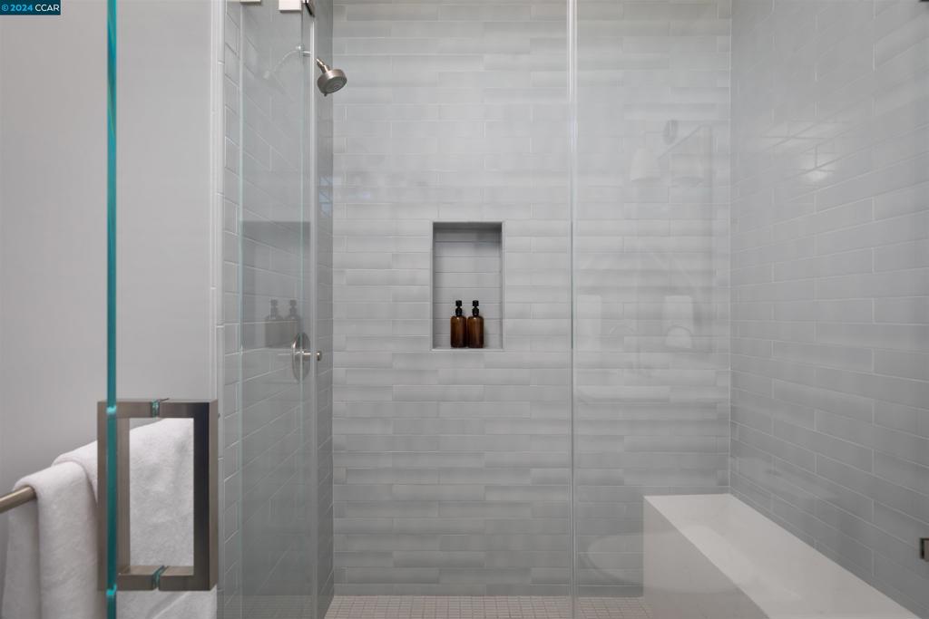 BURTON VALLEY - Residential