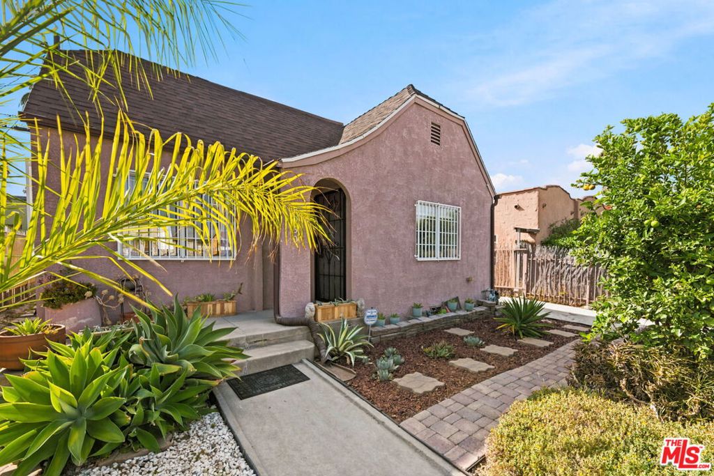 2050 Claudina Avenue, Los Angeles CA 90016
