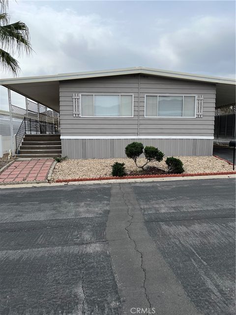 Photo of 54999 Martinez Trl. # 1 Trl, Yucca Valley, CA 92284 (MLS # JT26070884)