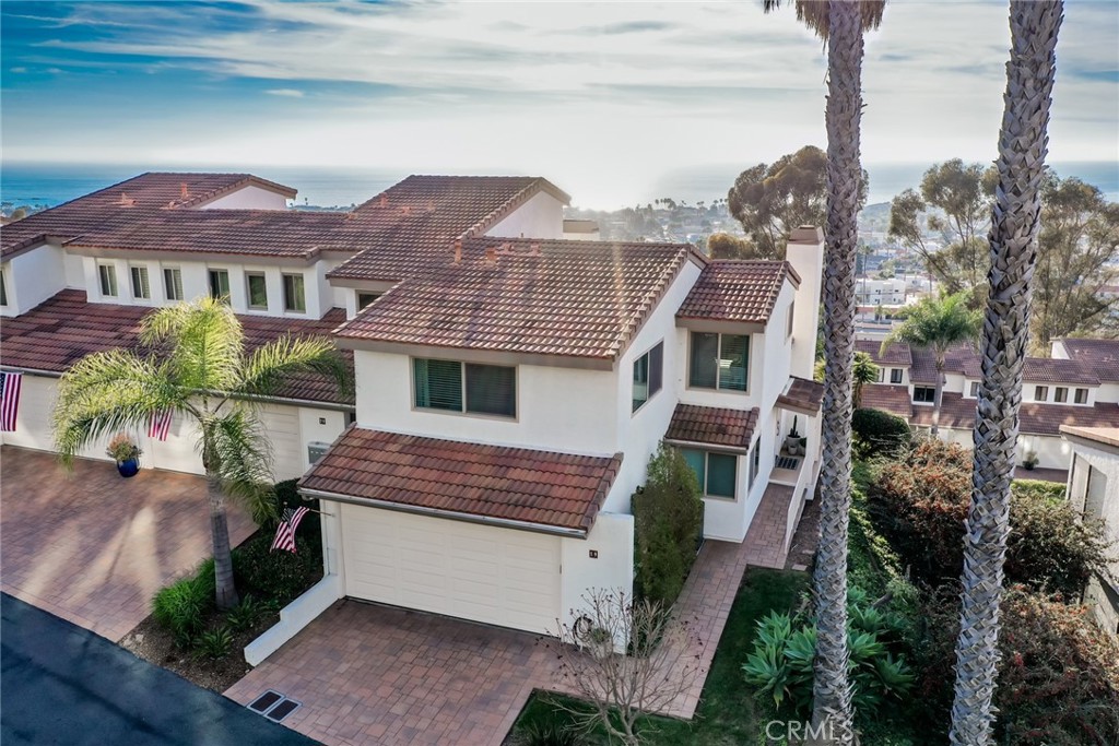 19 Vista Del Ponto 66