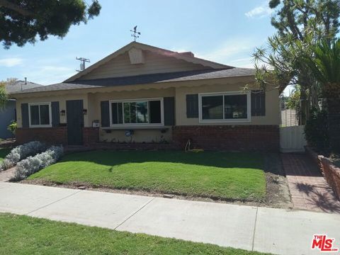 2553 Pine Avenue Long Beach CA 90806