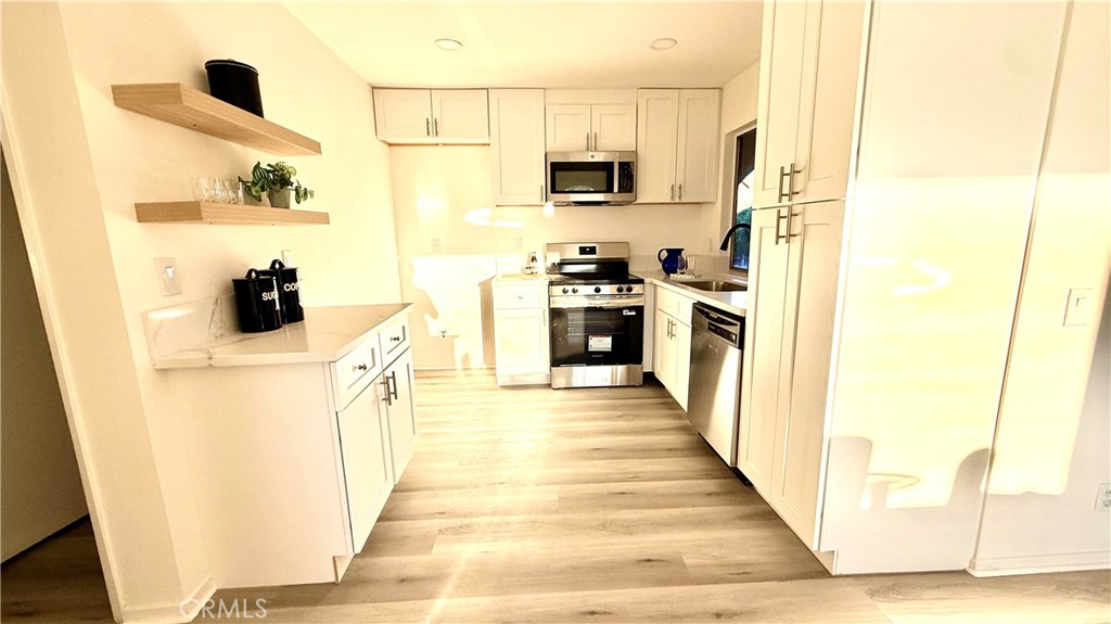 Properties 3 412 E Newmark Avenue D