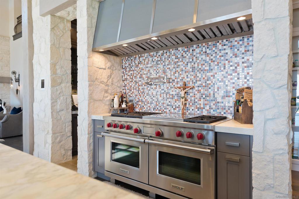 7967 Camino Sin Puente