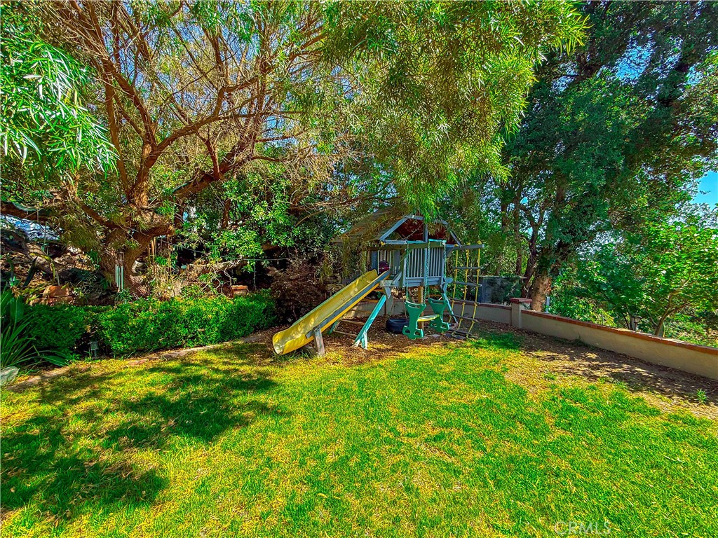 15429 Turquoise Circle N