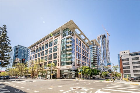 Tiny photo for 1111 S Grand Avenue #518, Los Angeles, CA 90015 (MLS # SR26225423)