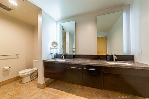 Tiny photo for 1111 S Grand Avenue #518, Los Angeles, CA 90015 (MLS # SR26225423)