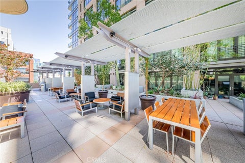 Tiny photo for 1111 S Grand Avenue #518, Los Angeles, CA 90015 (MLS # SR26225423)