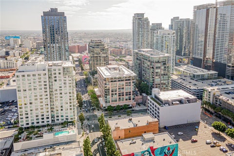 Tiny photo for 1111 S Grand Avenue #518, Los Angeles, CA 90015 (MLS # SR26225423)